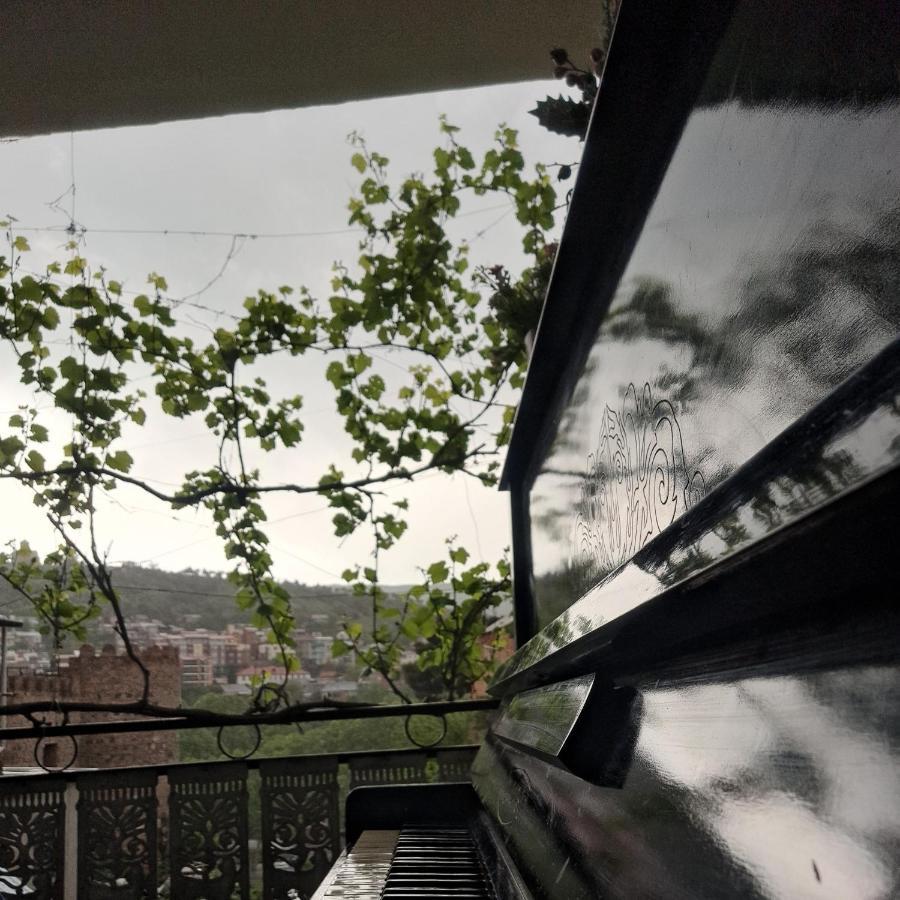 Apartment With A Nice Terrace In Old City Center Tbilisi Eksteriør bilde